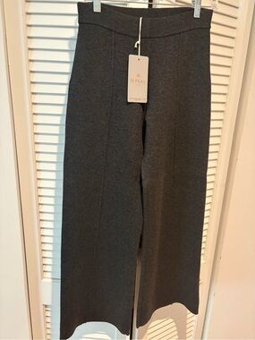 N.Peal grey cashmere pants. Never worn